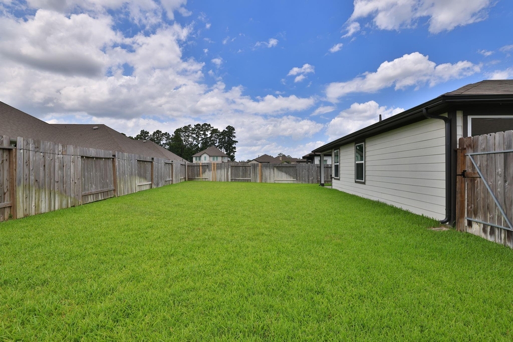 14209 Silver Maple Court - Photo 37