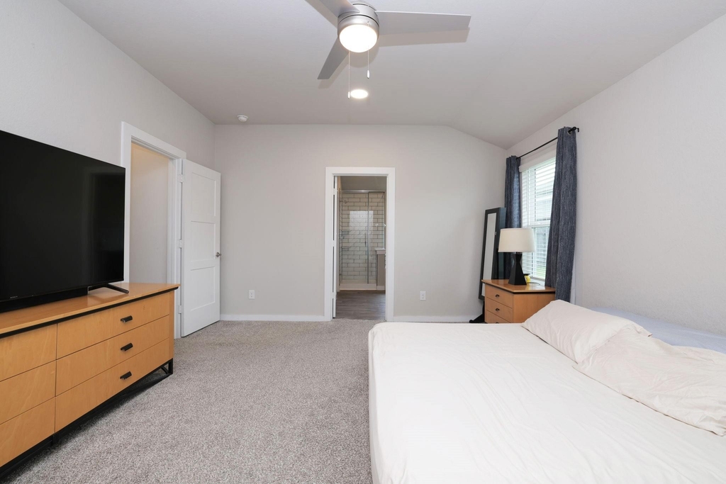 14209 Silver Maple Court - Photo 24