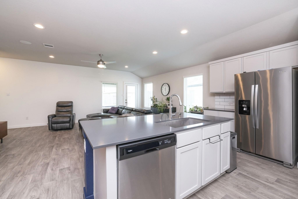 14209 Silver Maple Court - Photo 19