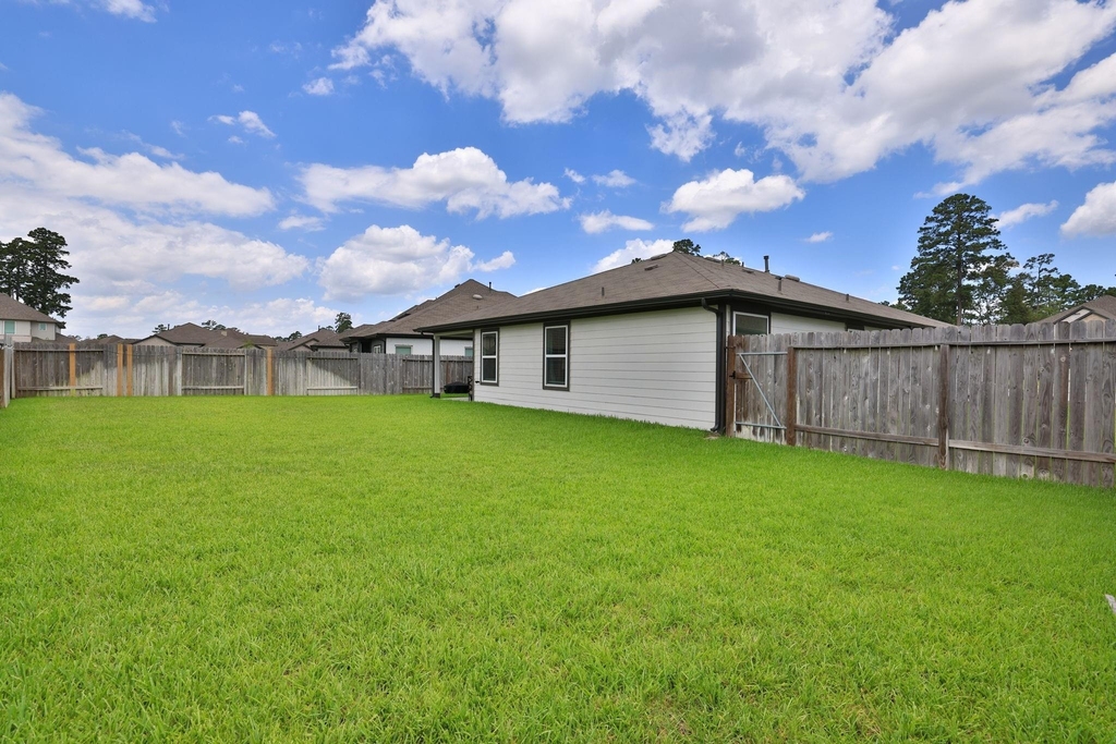 14209 Silver Maple Court - Photo 36