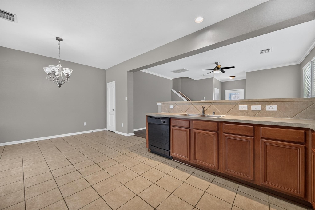 8126 Montague Manor Lane - Photo 17