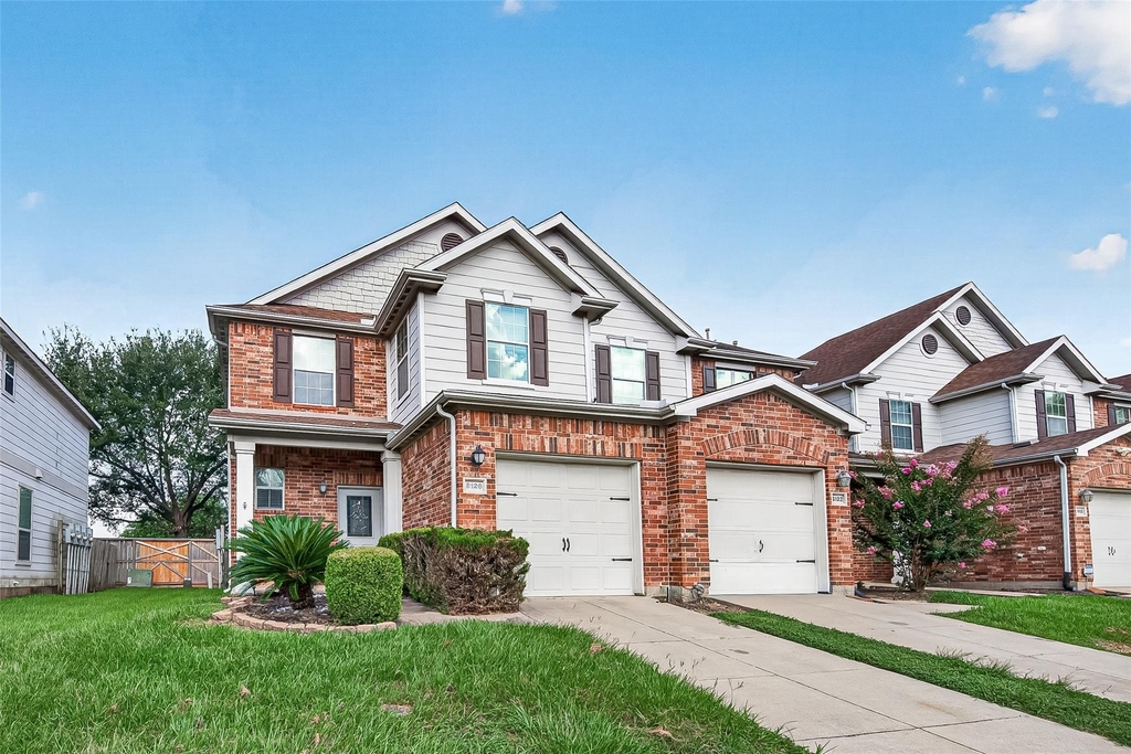 8126 Montague Manor Lane - Photo 0
