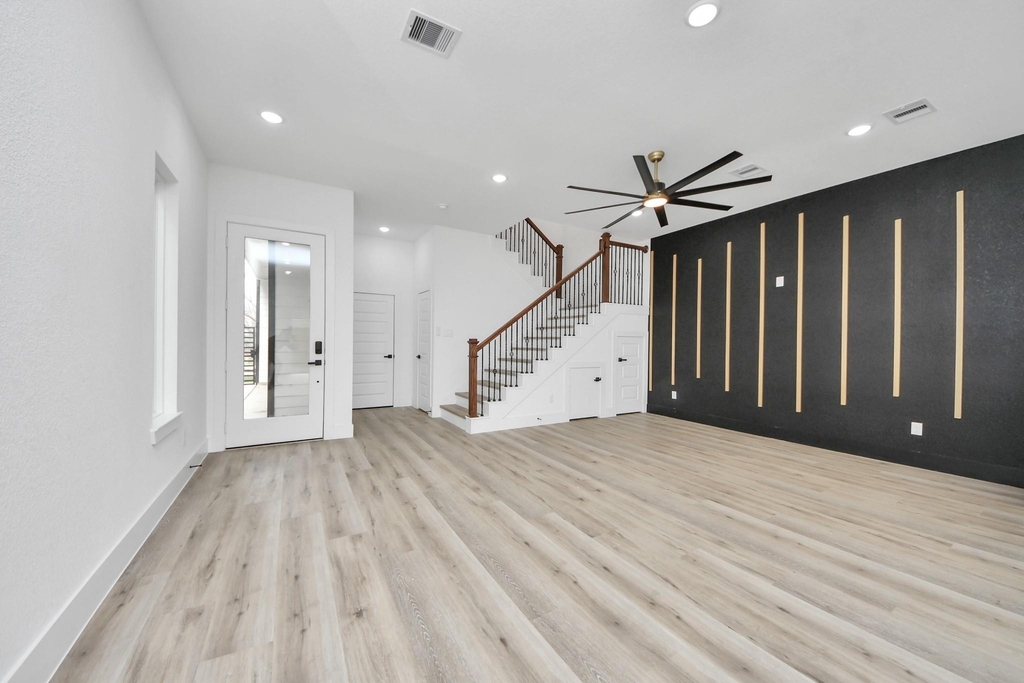 3524 Rebecca Street - Photo 5