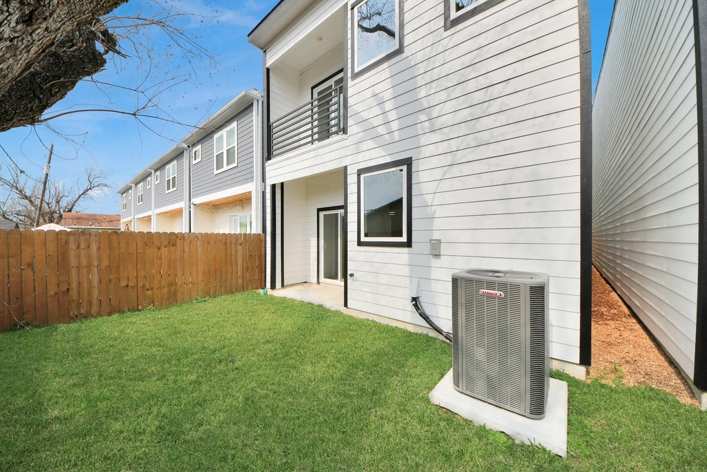3524 Rebecca Street - Photo 42