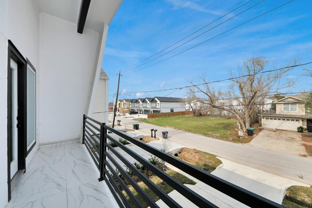 3524 Rebecca Street - Photo 34