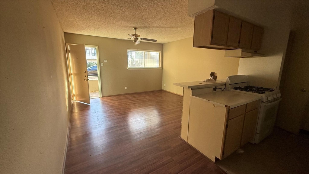 1328 Bomar Street - Photo 1
