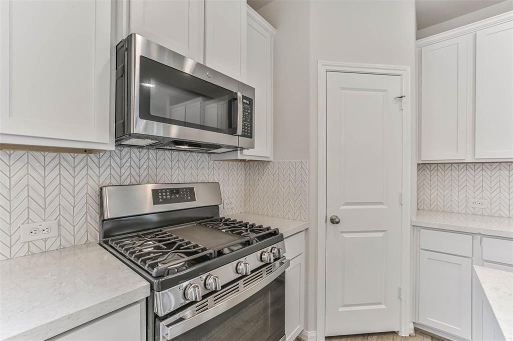 704 Ocean Palms Drive - Photo 9
