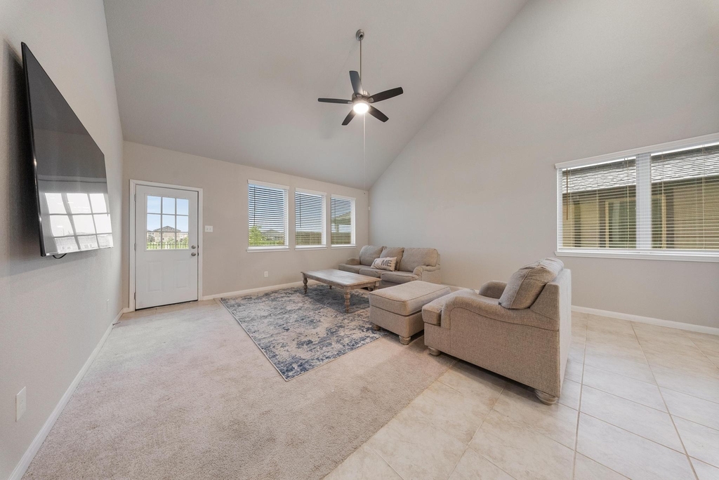 5318 Marisol Cove Drive - Photo 3