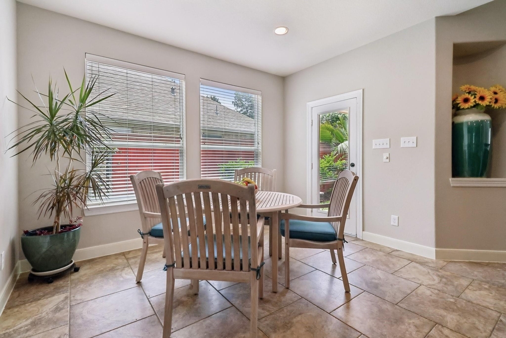 15 Verdin Place - Photo 8