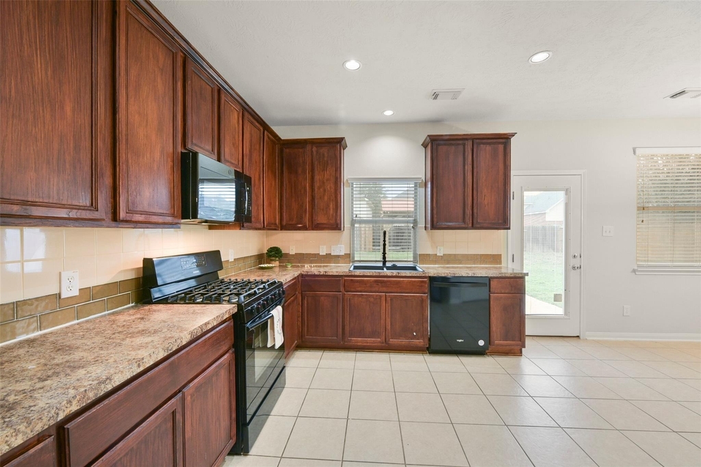 7514 Boxwood Ridge Lane - Photo 7