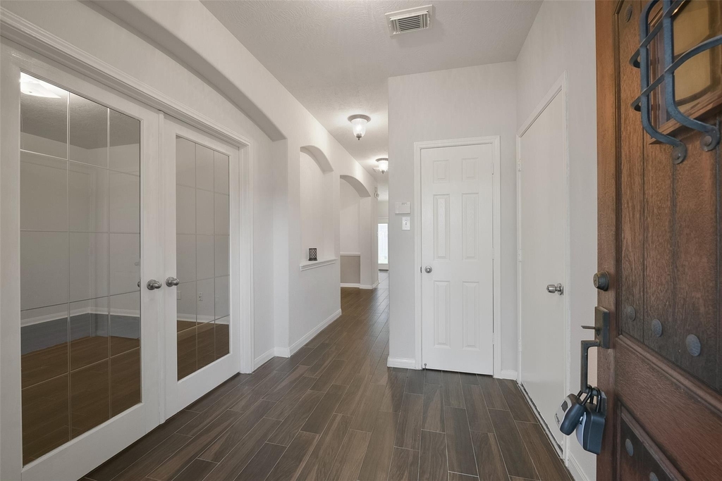 7514 Boxwood Ridge Lane - Photo 2
