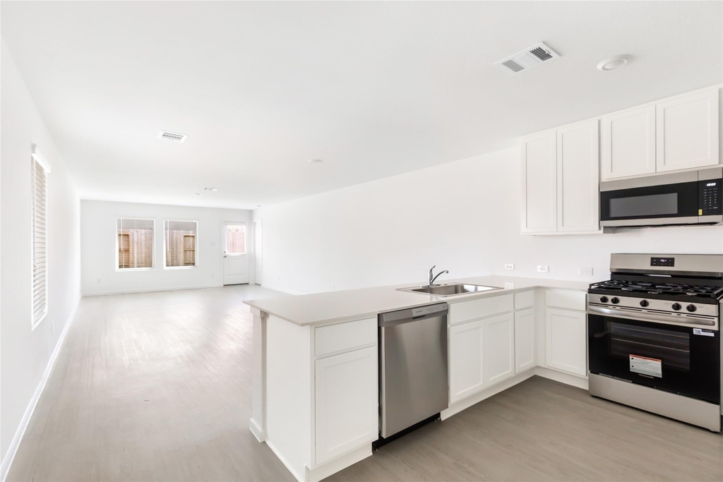 917 Capracotta Drive - Photo 14