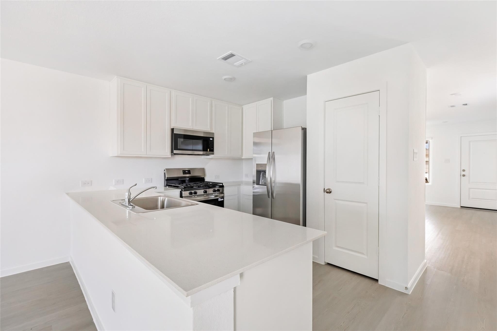 917 Capracotta Drive - Photo 15