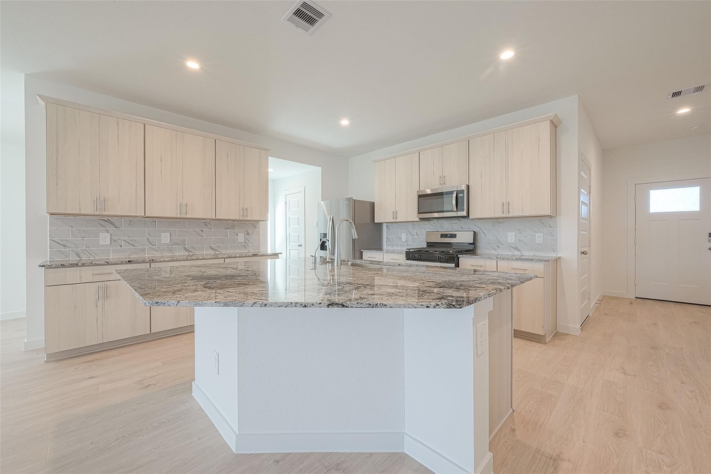 4303 Whitefish Lane - Photo 10