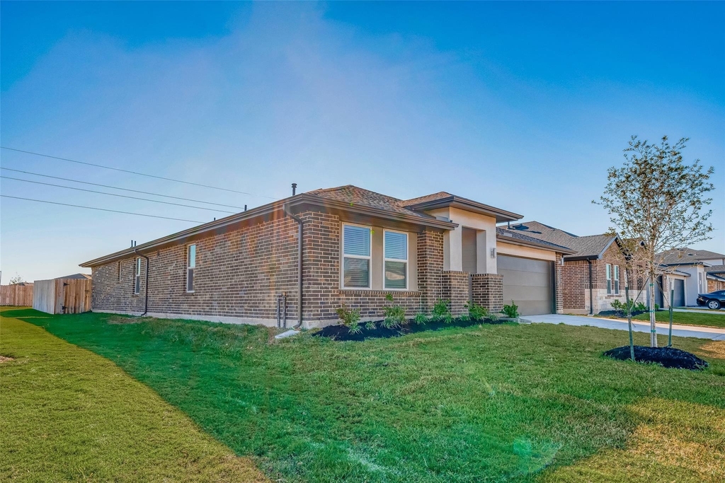 4303 Whitefish Lane - Photo 2