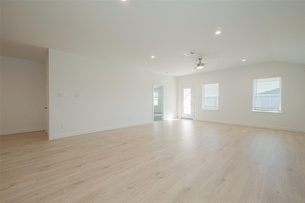 4303 Whitefish Lane - Photo 6