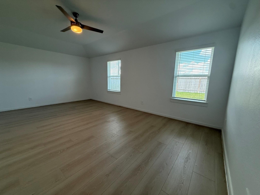 4303 Whitefish Lane - Photo 14