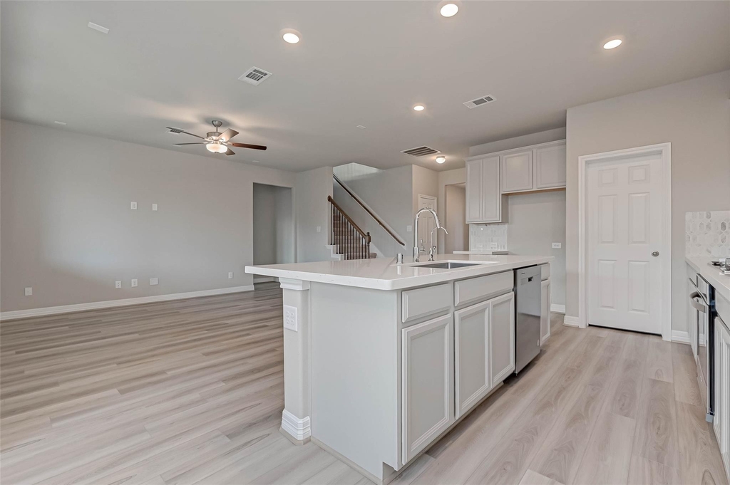 3433 Acacia Grove Ln - Photo 7
