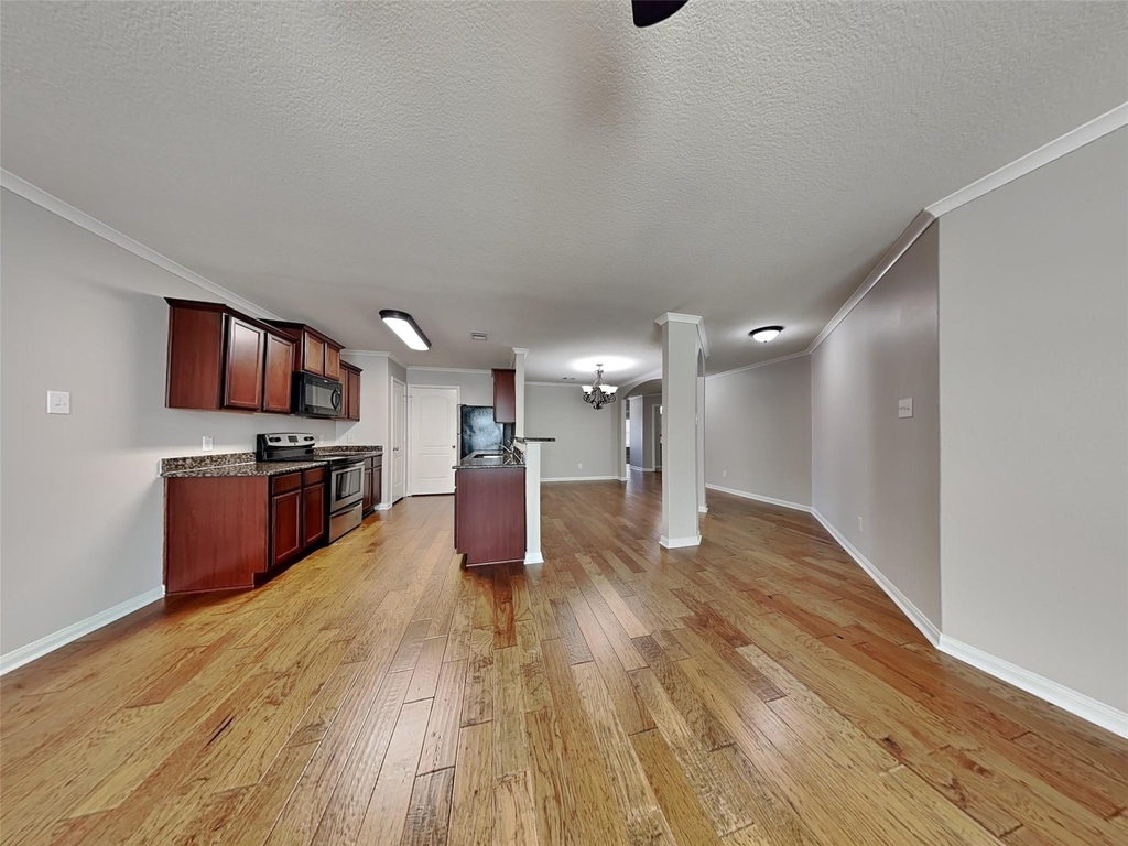 22719 Klingamans Way - Photo 1
