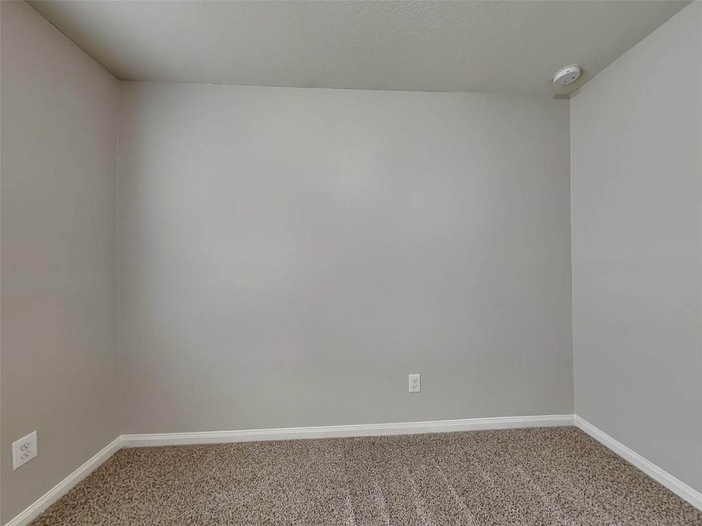 22719 Klingamans Way - Photo 8