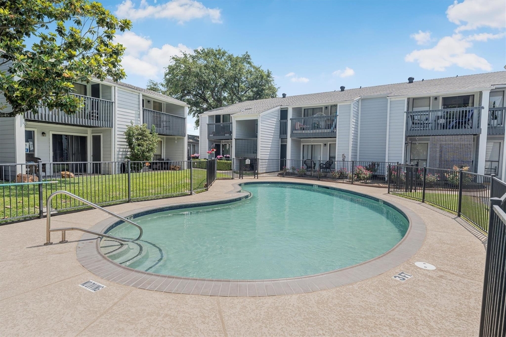 13151 Walden Road - Photo 17
