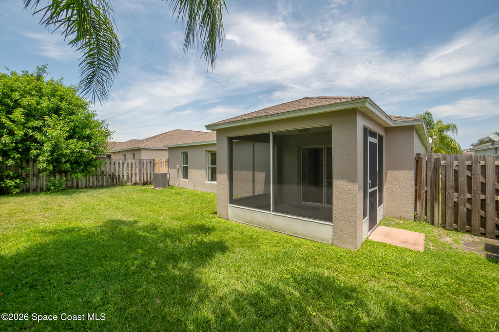 2467 Deercroft Drive - Photo 5