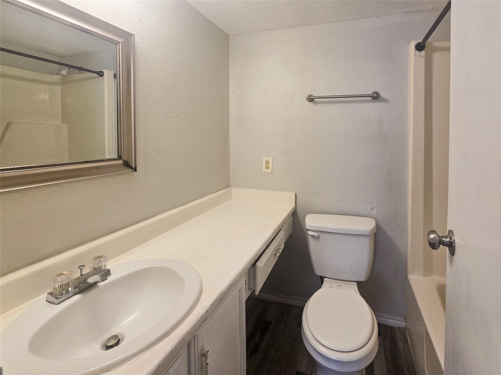 398 Duroux Road - Photo 5