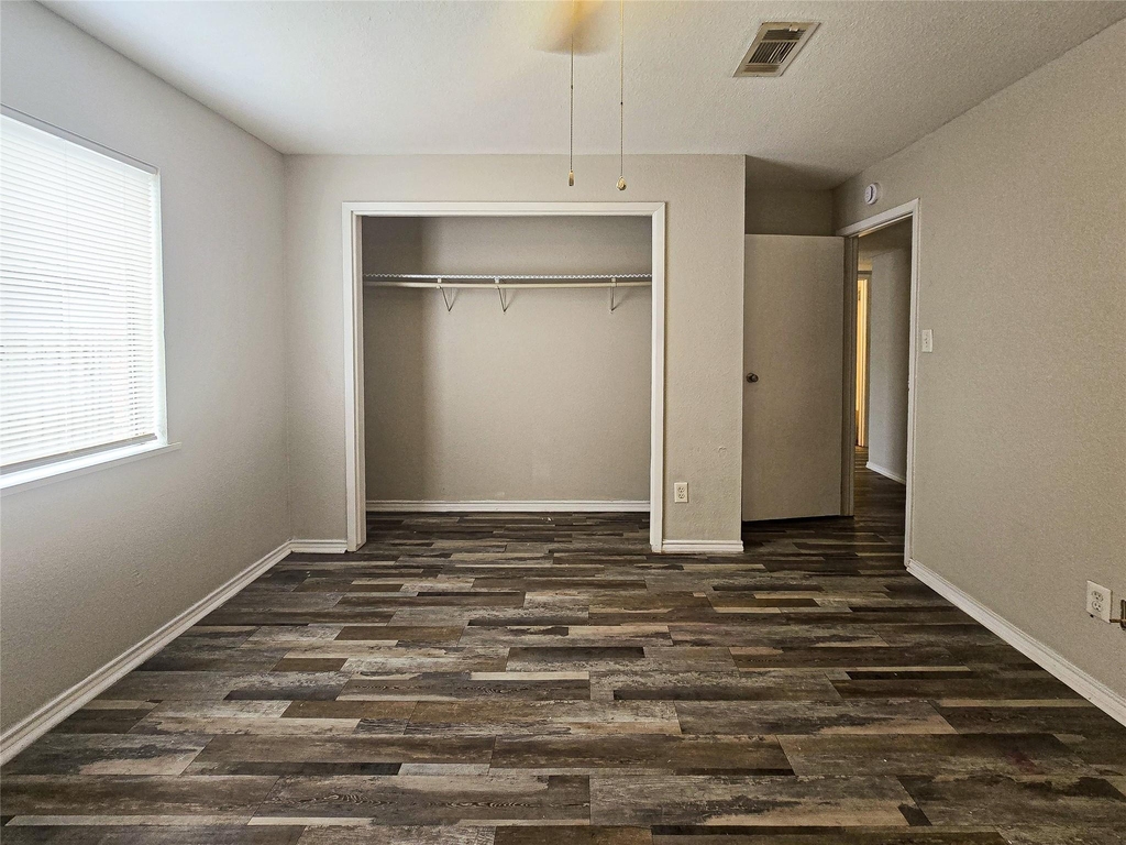 398 Duroux Road - Photo 1