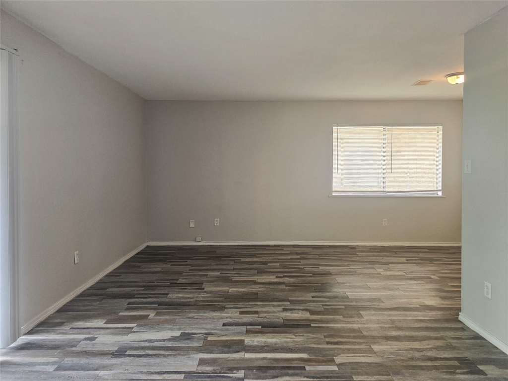 398 Duroux Road - Photo 8