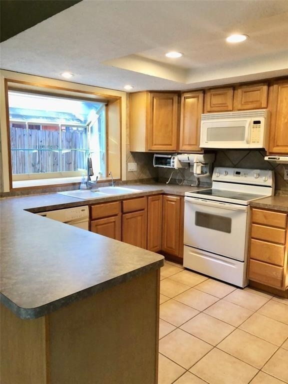 1814 Brushy Creek Drive - Photo 3