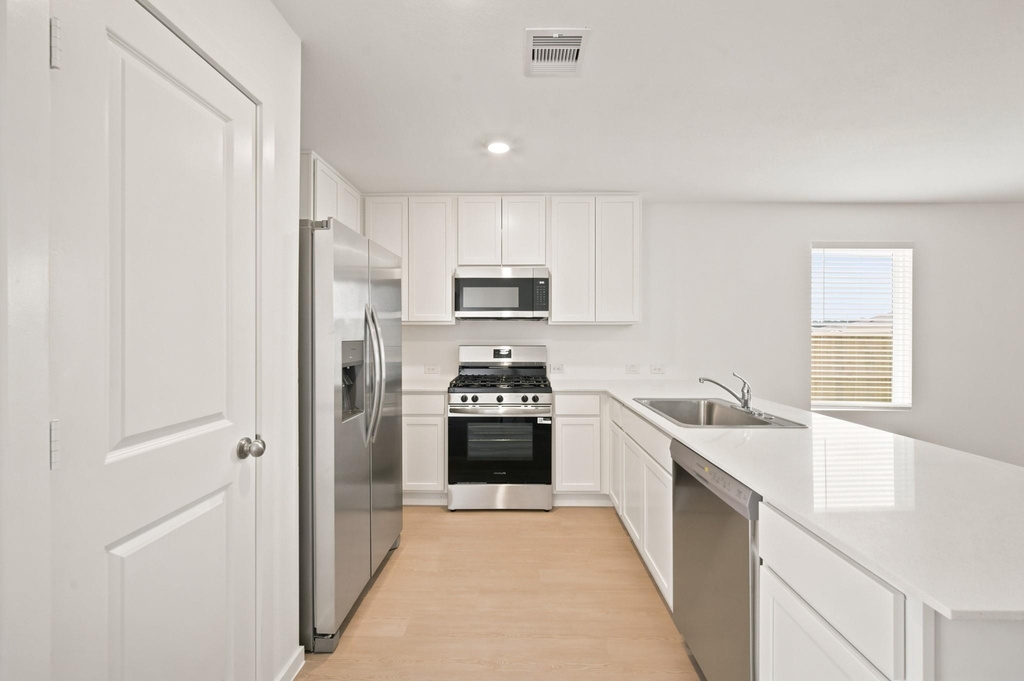 702 Umbrella Tree Drive - Photo 6