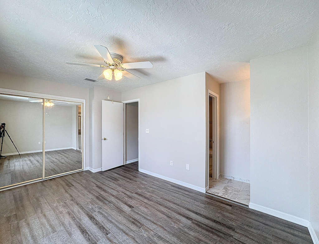 287 Nottingham Place - Photo 18