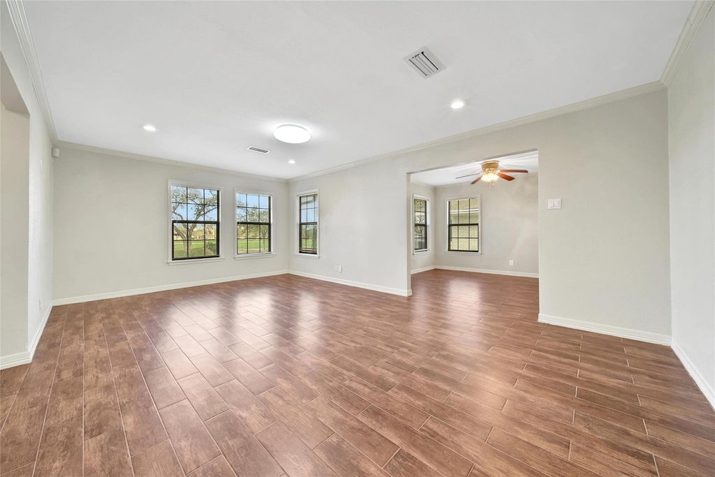 3315 S Braeswood Boulevard - Photo 7