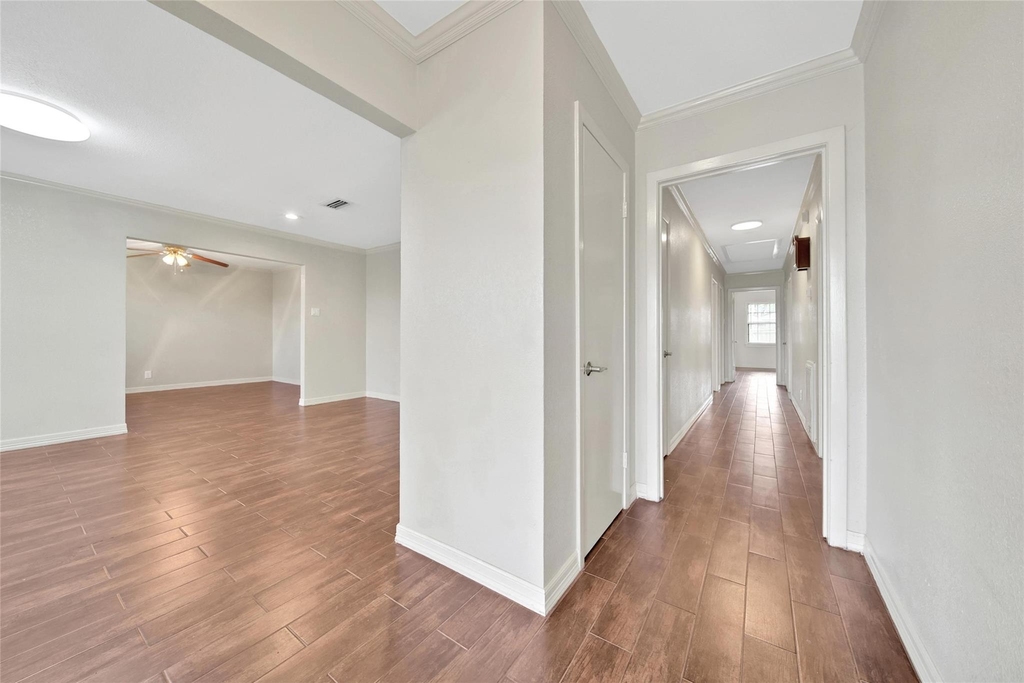 3315 S Braeswood Boulevard - Photo 5