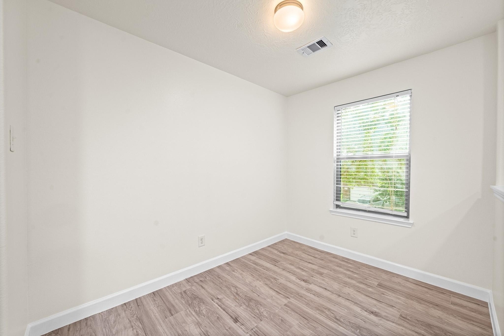 15623 Harris Canyon Lane - Photo 20