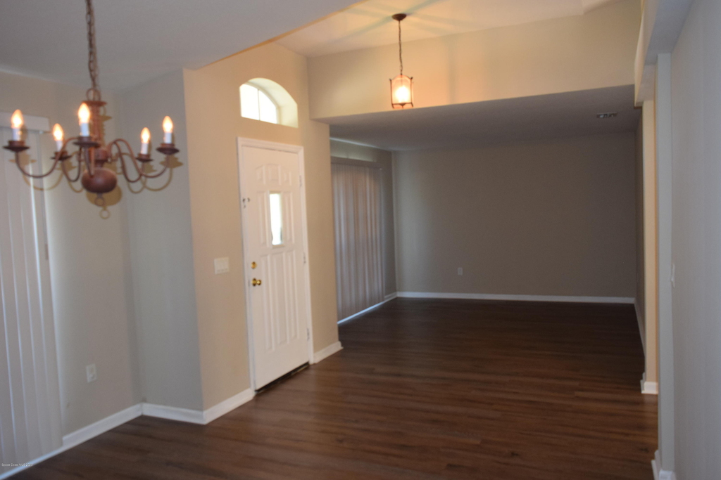 458 Fitzsimmons Street Sw - Photo 1