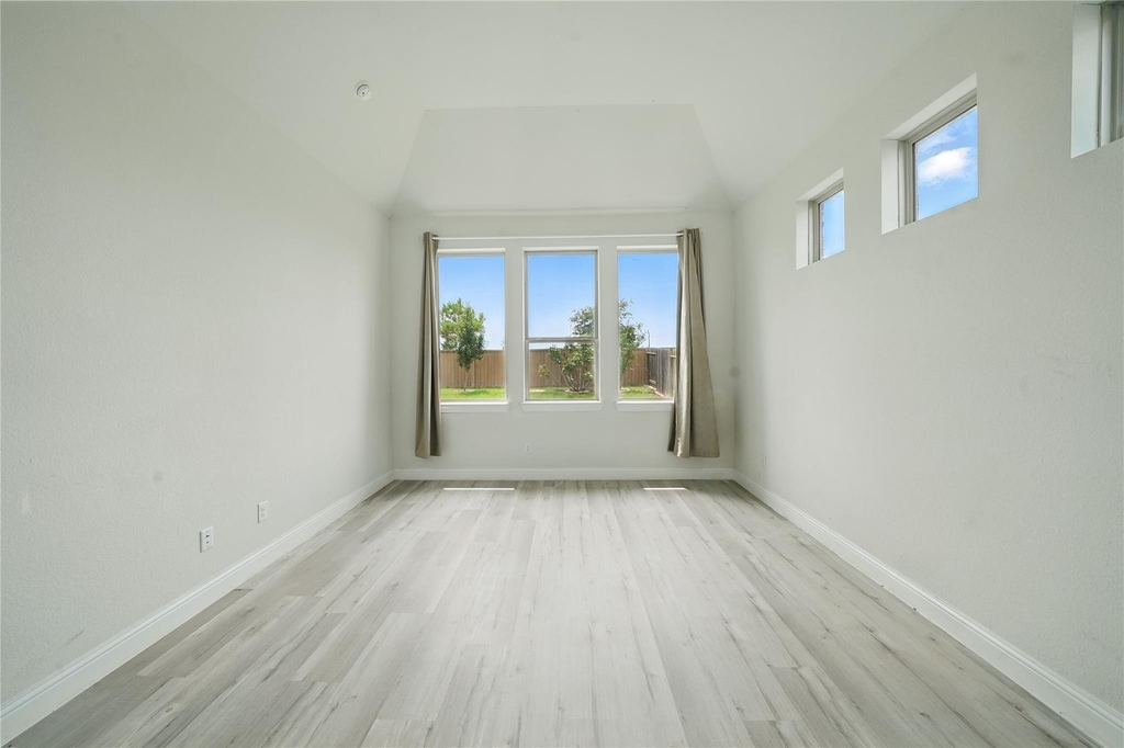 3902 Palmer Meadow Court - Photo 23