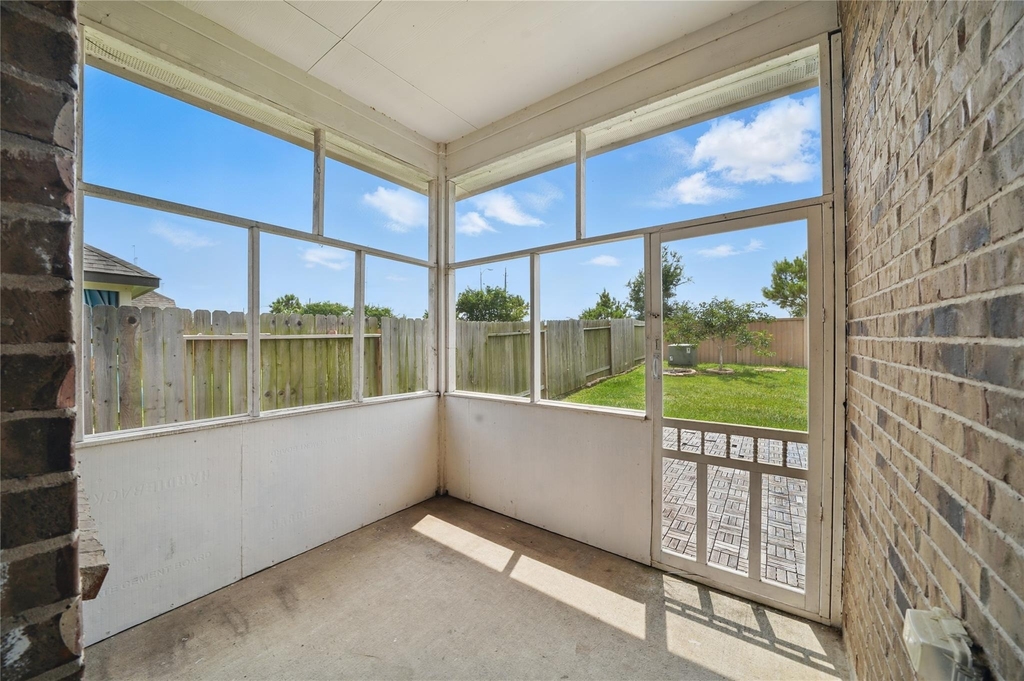 3902 Palmer Meadow Court - Photo 37