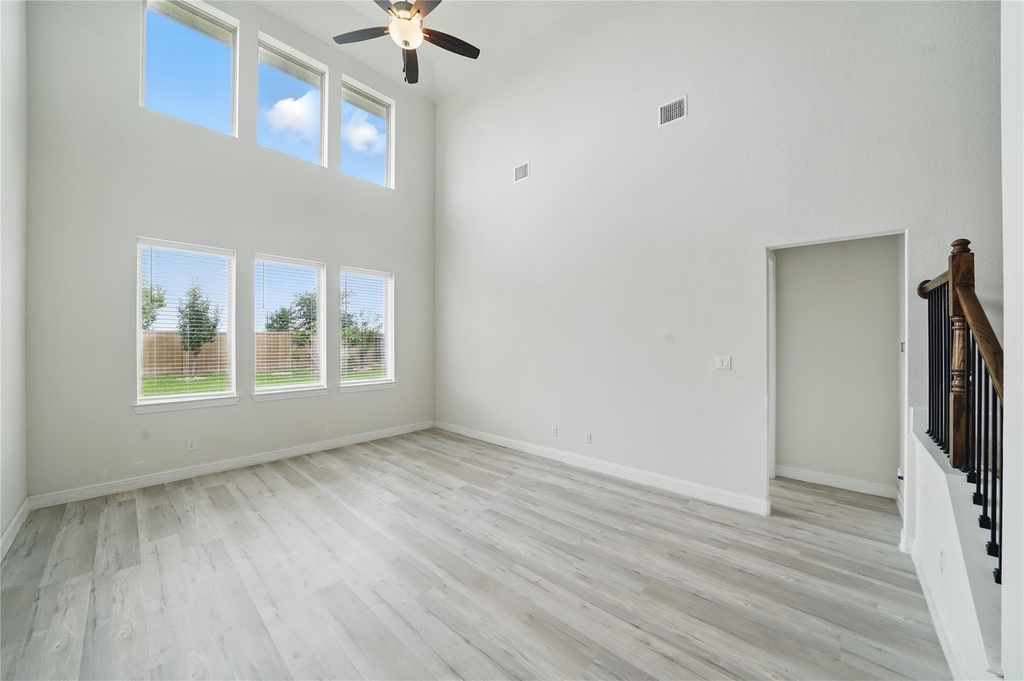 3902 Palmer Meadow Court - Photo 16