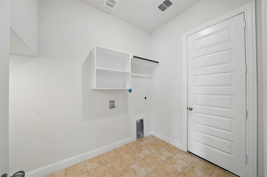 3902 Palmer Meadow Court - Photo 9