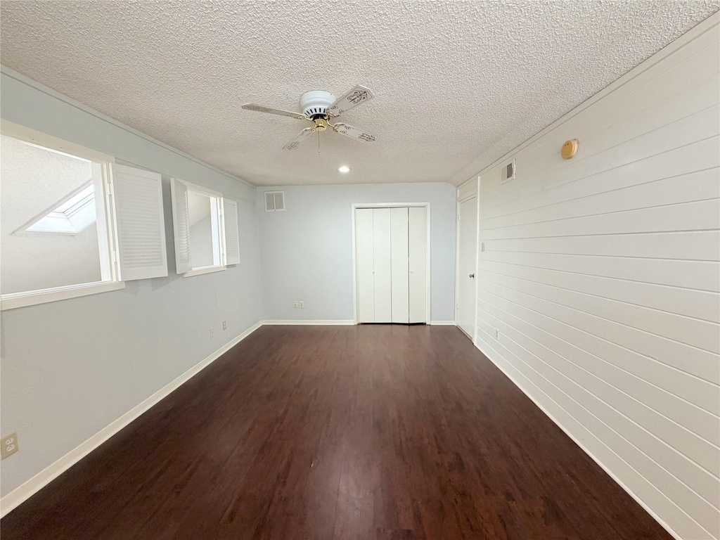 2535 Planters Row - Photo 18