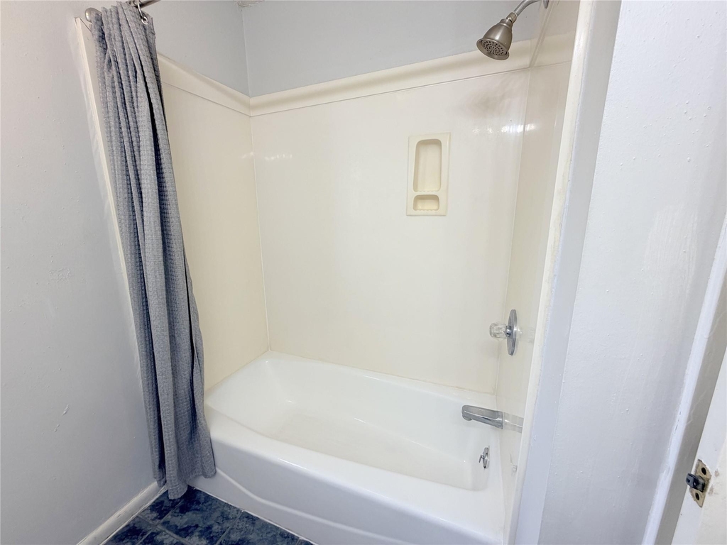 2535 Planters Row - Photo 22