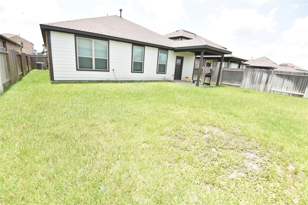 23006 Forebear Drive - Photo 19