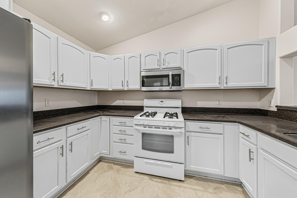 277 Coastal Hill Drive - Photo 6