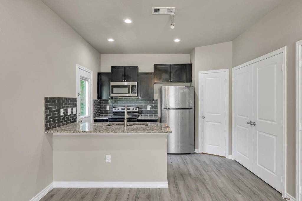 11756 White Cedar Street - Photo 5