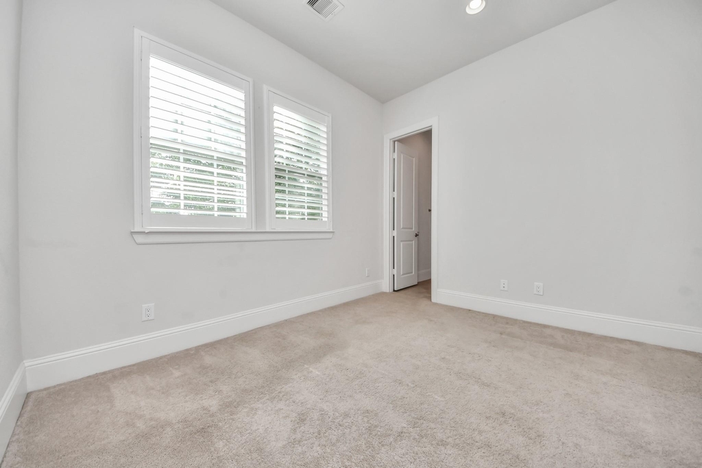 2606 Madeline Grove Drive - Photo 36