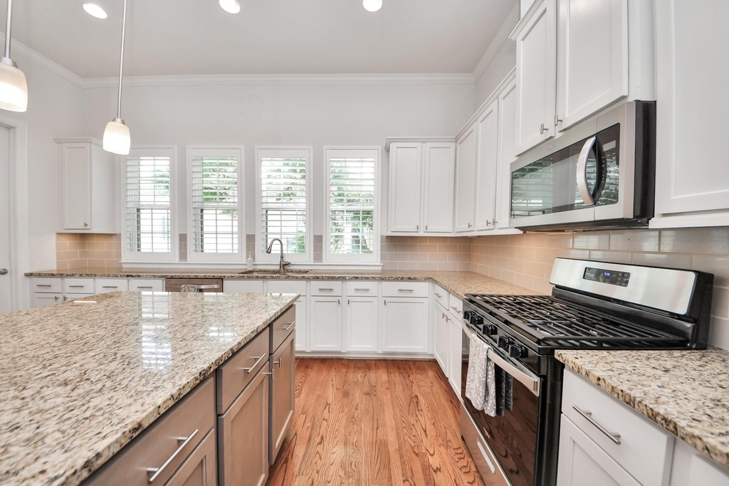 2606 Madeline Grove Drive - Photo 17