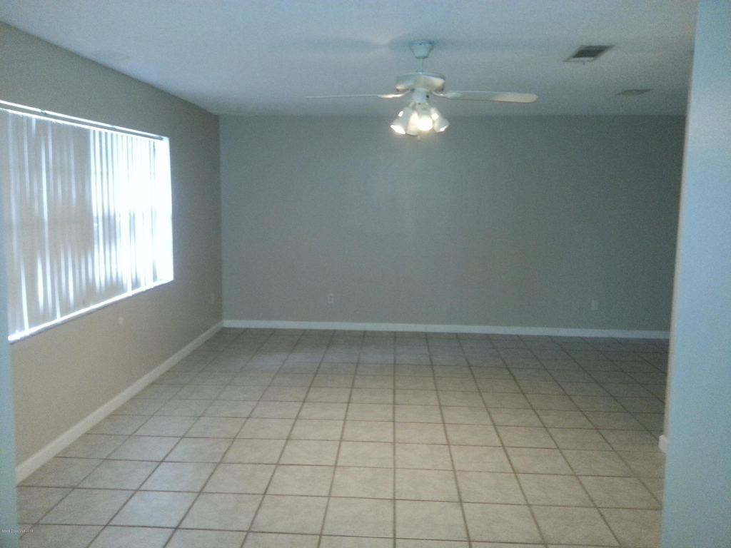 2720 Wright Avenue - Photo 1