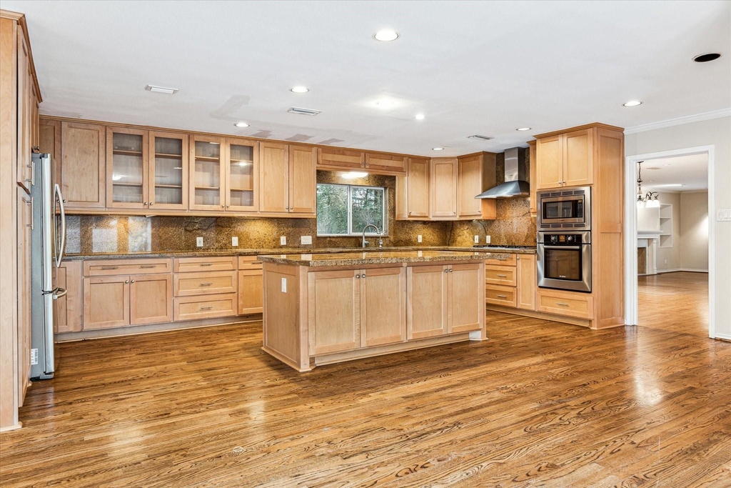 5505 Holly Springs Drive - Photo 4