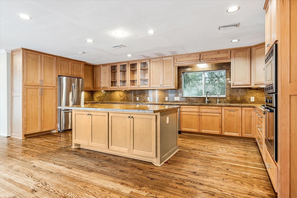 5505 Holly Springs Drive - Photo 6